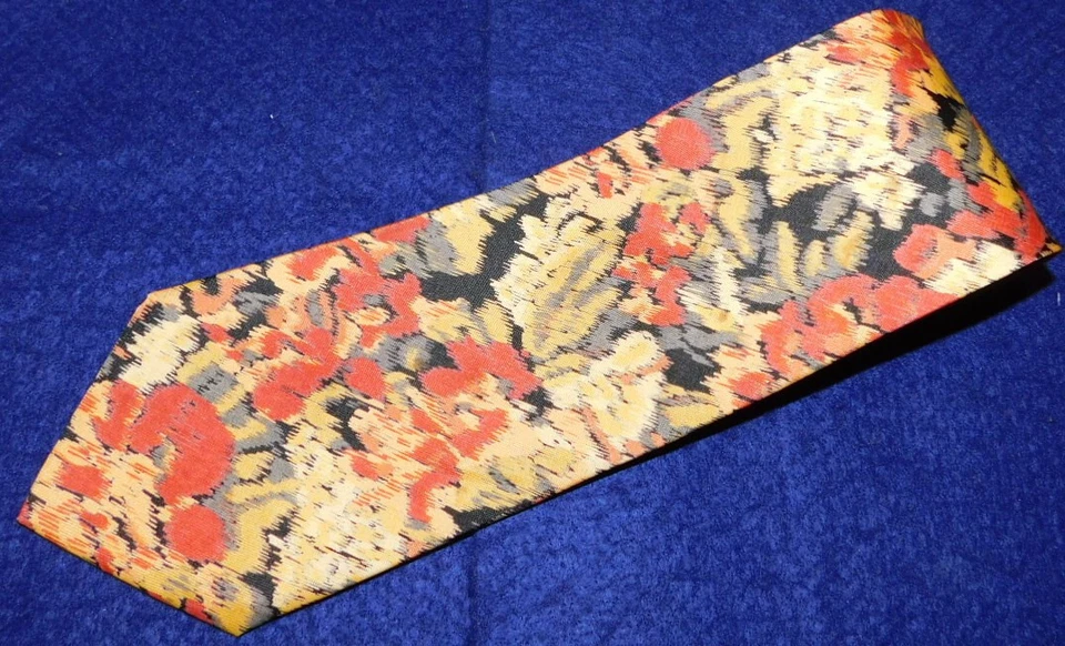 ШЕЛКОВЫЙ ГАЛСТУК MULBERRY СДЕЛАНО В США ЖЕЛТЫЙ/КРАСНЫЙ/СЕРЫЙ ЦВЕТОЧНЫЙ УЗОР - ДИЗАЙНЕРСКИЕ ГАЛСТУКИ. - Изображение 1 из 3