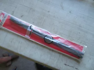 CLASSIC WINDSCREEN WIPER BLADES 11 INCH TRIUMPH, MG, AUSTIN MORRIS,FORD N.O.S. - Picture 1 of 4