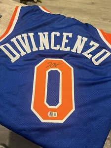 Donte DiVincenzo Signed Auto New York Knicks Blue Custom Jersey Beckett COA XL - Picture 1 of 8