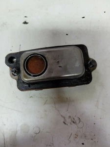 Briggs and Stratton breather assembly 495758 297261 - Picture 1 of 2