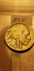 1913 P USA Buffalo Nickel 5 Cent Coin Bt2. - Picture 1 of 2
