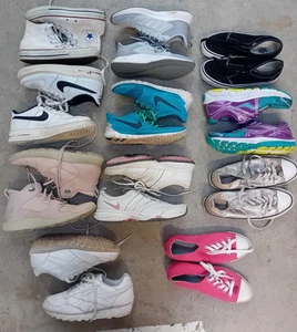Job Lot Used Trainers Men/Womens x11 Pairs Nike / Vans / Adidas / Converse - Picture 1 of 6