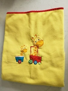 Manta polar grande Mothercare amarilla pequeño circo jirafa tren 150x120 cm - Imagen 1 de 6