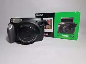 Fujifilm Instax Wide 210 Instant Film Camera - Wide Format Photos TESTED WORKING - Imagen 1 de 11