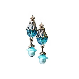 Earrings Aqua Blue Lucite Flower and crystal choose your fittings - Picture 1 of 6
