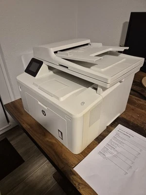 HP LaserJet Pro MFP M227fdw WLAN-Multifunktionsdrucker - Weiß - Bild 1 von 4
