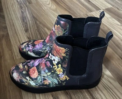 Elliott Lucca Chelsea Floral Lluvia/Jardinería Botines Damas Talla 6.5 Usado 1X Foto 1 de 4