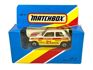MB21 Matchbox Renault Rally Car ~ Sealed 1981 Die Cast - Picture 1 of 5