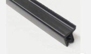 ESCORT MK3/MK4 CABRIOLET PAIR OF Front OUTER DOOR TO GLASS SEALS - Picture 1 of 2