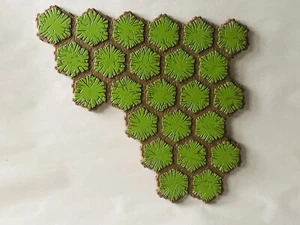 Heroscape 24 Hex Terrain - Grass Land Tiles - Picture 1 of 2