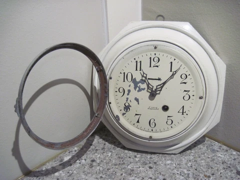 Larina  8 Day Kitchen Clock 1930s New Haven Clock Co For -No Key-Un-Tested Cover