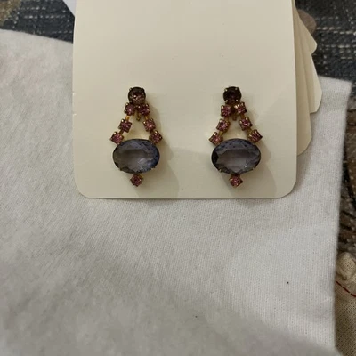 Pendientes colgantes lavanda y diamantes de imitación rosa Foto 1 de 2