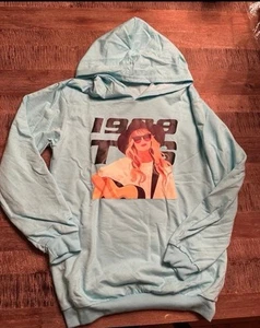 Girls Taylor Swift Hoodie - Picture 1 of 3