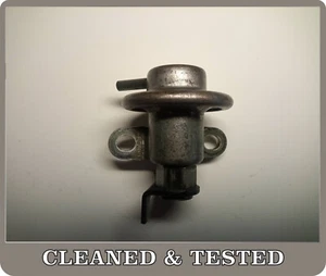 Fuel pressure regulator Denso 23280-11030 Toyota Corola Starlet Tercel - Picture 1 of 4