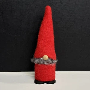 LARSSONS TRA Sweden SANTA CLAUS GNOME Wood Christmas TOMTE 6" Heart Feet Label - Picture 1 of 6