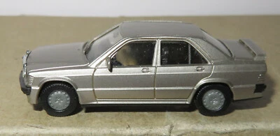 A Micro Herpa Ho 1/87 Mercedes-Benz 190 E 2.3 16S Grigio Argento No. Box - Immagine 1 di 4