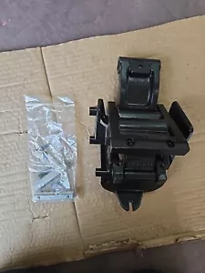 07-14 Suburban Yukon Escalade Driver Front Running Board Bracket NEW GM 22778160 - Picture 1 of 8