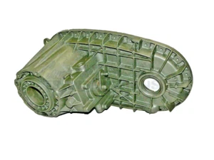 Ford NP271 Transfer Case Front Half Casting 26962 & 24249 Manual Shift USED - Bild 1 von 4