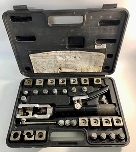 Mastercool Universal Hydraulic Flaring Tool Set 71475 - Picture 1 of 12