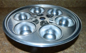 Vassoio/inserto per caccia uova in acciaio inox diametro 10 1/4" con 6 tazze - Foto 1 di 5