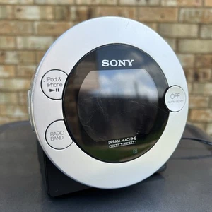 Sony Dream Machine Wecker AM/FM Radio iPod & iPhone Dock ICF-C7iP getestet - Bild 1 von 8
