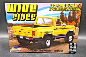 1:25 Revell Wide Sides '80 Ford Dually Pickup Truck Model Kit - New in Open Box - Picture 1 of 7