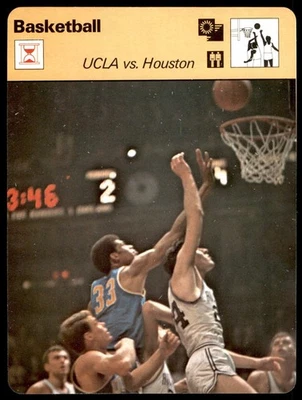 Sportscaster 1977 #11-24 UCLA vs Houston Bill Walton - baloncesto casi nuevo/como nuevo Foto 1 de 2