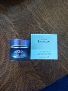 Avon Isa Knox LXNEW Platinum Night Cream 1.69 Oz NIB - Picture 1 of 3