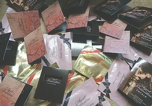 MIXED LOT OF 20 AGENT PROVOCATEUR PERFUMES & SKIN CARE SAMPLES PARTY BAGS ?