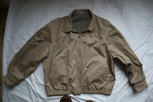 Wendbare hellbraune & karierte Aquascutum Frontjacke mit Reißverschluss 44 - Bild 1 von 8