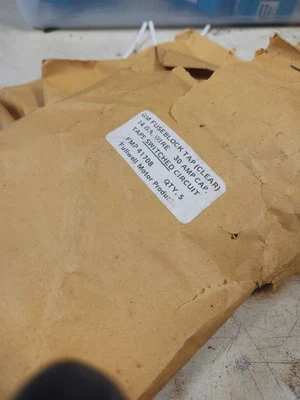 GM BLOQUE DE FUSIBLES GRIFOS CONMUTADOS POTENCIA NOS X10 CHEVROLET CAMARO FIREBIRD 1970 Foto 1 de 2