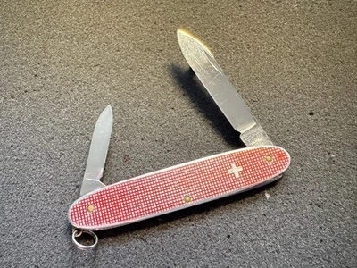 Victorinox Popular 0.6901.20 Schweizer Taschenmesser 84mm - Bild 1 von 4