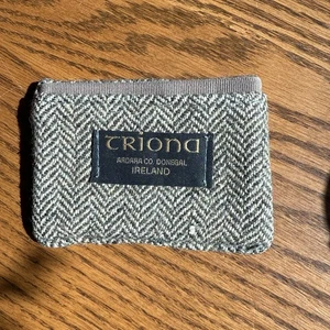 Triona Ardara Co Donegal Ireland Card Holder Tweed Wool - Picture 1 of 6