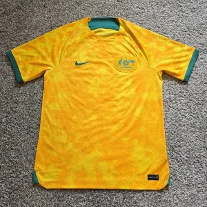 Nike Authentic Australia National Team 2022/2023 Home Soccer Jersey Men's Size M - Picture 1 of 11
