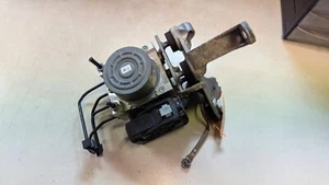 MERCEDES C ABS PUMP CONTROL MODULE W205 2.1D (2014-2018) A2539011400 - Picture 1 of 6