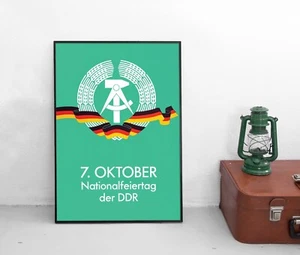 Poster 7. Oktober Nationalfeiertag der DDR Plakat Propaganda GDR Ostdeutschland - Bild 1 von 3