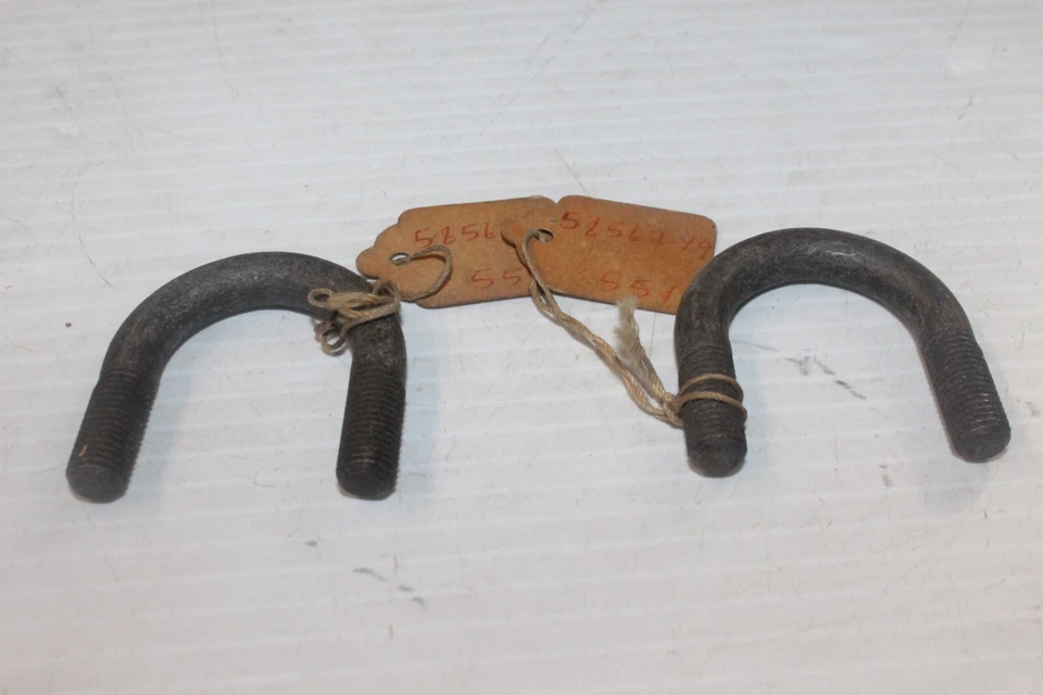 Harley-Davidson Panhead Winter Legshield U-Bolts 1948-51 58562-49 Nuevo de Lote Antiguo Foto 1 de 4