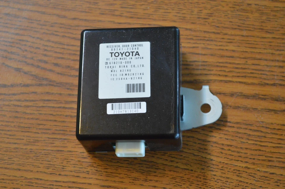 TOYOTA SCION TC 2005-2010 RECEPTOR DE CONTROL DE PUERTA 89741-21040 Foto 1 de 1