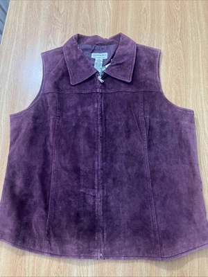 ST JOHN'S BAY WOMAN'S WASHABLE SUEDE VEST SIZE 16 W ZIPPER FRONT - Image 1 of 4