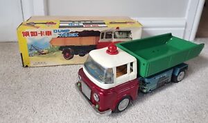 Vintage Chinese Dump Truck ME679 Battery Operated.China Tin Toy 1960s.repairs