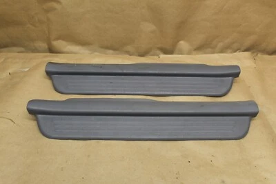 Hyundai Accent 2000-2005 sedán alféizar de puerta almohadilla delantera OEM Foto 1 de 4