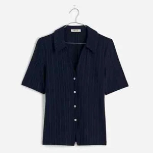MADEWELL Top XL DOBLADILLO RECORTADO POLO Tejido Acanalado Botón Cuello en V Manga Corta Azul Marino Nuevo con Etiquetas - Imagen 1 de 2