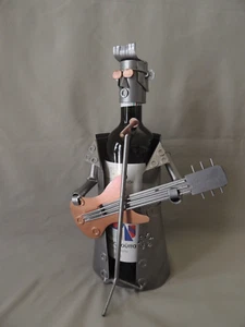 Beautiful metal wine bottle holder man guitarist - Picture 1 of 13