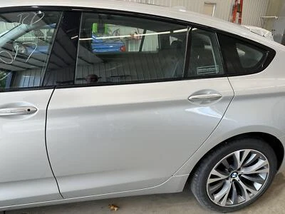 10-17 BMW 550I GT CONDUCTOR PUERTA TRASERA IZQUIERDA TITANIO PLATA METALIZADO 354 Foto 1 de 4