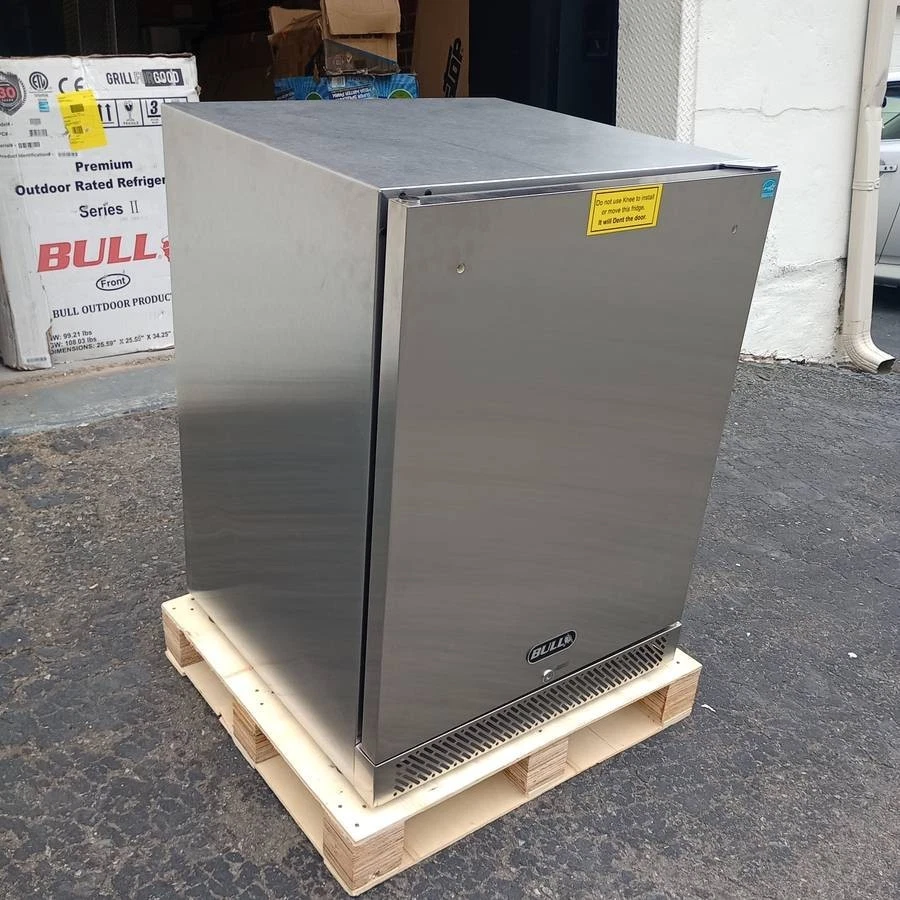 Refrigerador bajo encimera Bull Outdoor Products 13700 Serie II *SOLO RECOGIDA EN BUEN ESTADO Foto 1 de 4