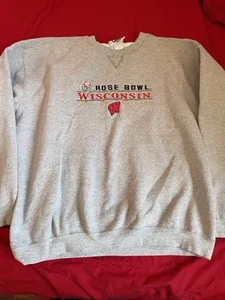 VINTAGE Wisconsin Badgers Sweatshirt Mens XL Gray Rose Bowl Crewneck NCAA 90s - Picture 1 of 4