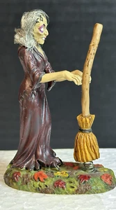 Department 56 Halloween Village Hilda Witch Figurine 4025349 in Box Retired 2014 - Picture 1 of 18