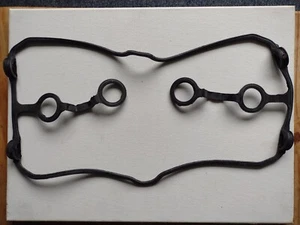 Honda CBR 600 F 1987 - 1990 Valve Rocker Cover Gasket - Picture 1 of 1