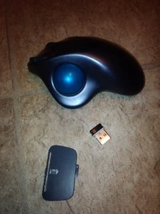 Logitech M570 Wireless Trackball Mouse w/ Unifying Receiver - EXC Condition - Picture 1 of 2