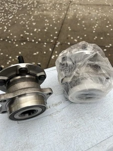 rear wheel hub bearing assembly pair - Foto 1 di 11